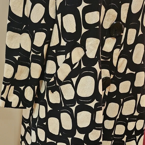 Lafayette 148 New York Black and Cream Coat - Picture 2 of 4